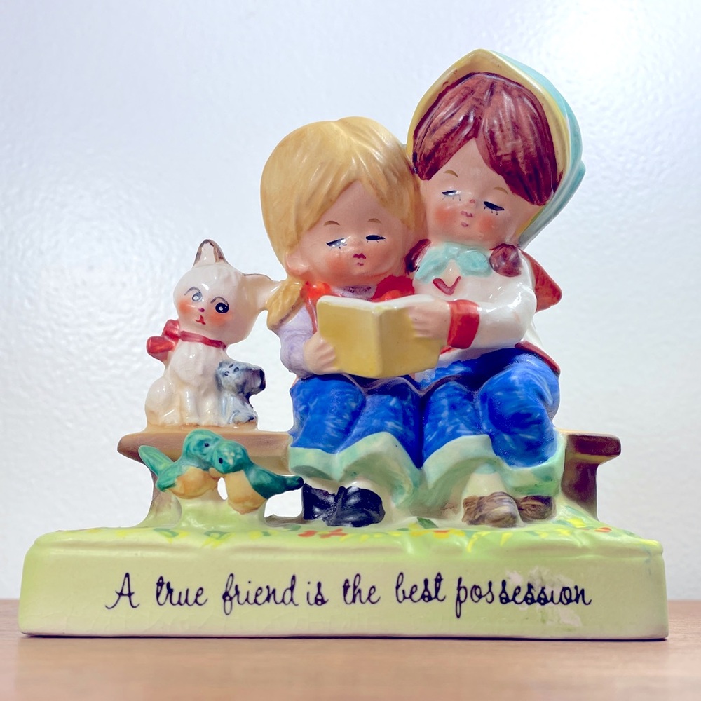 Vtg Ceramic Figurine Gigi Girls A True Friend is the Best Possession Japan 70s